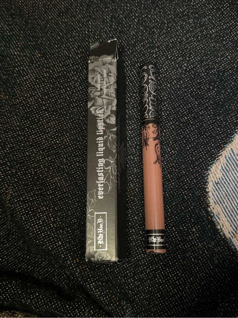 Kat Von D Bow n Arrow BNIB Liquid Lipstick